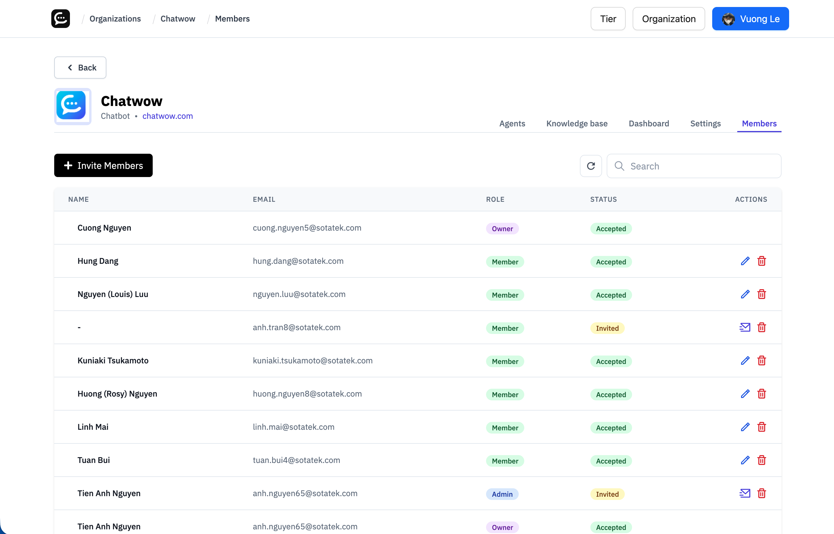 Members list with pending invitation status highlighted